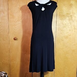 Chelsea & Theodore Black Cap Sleeve Sheath Dress